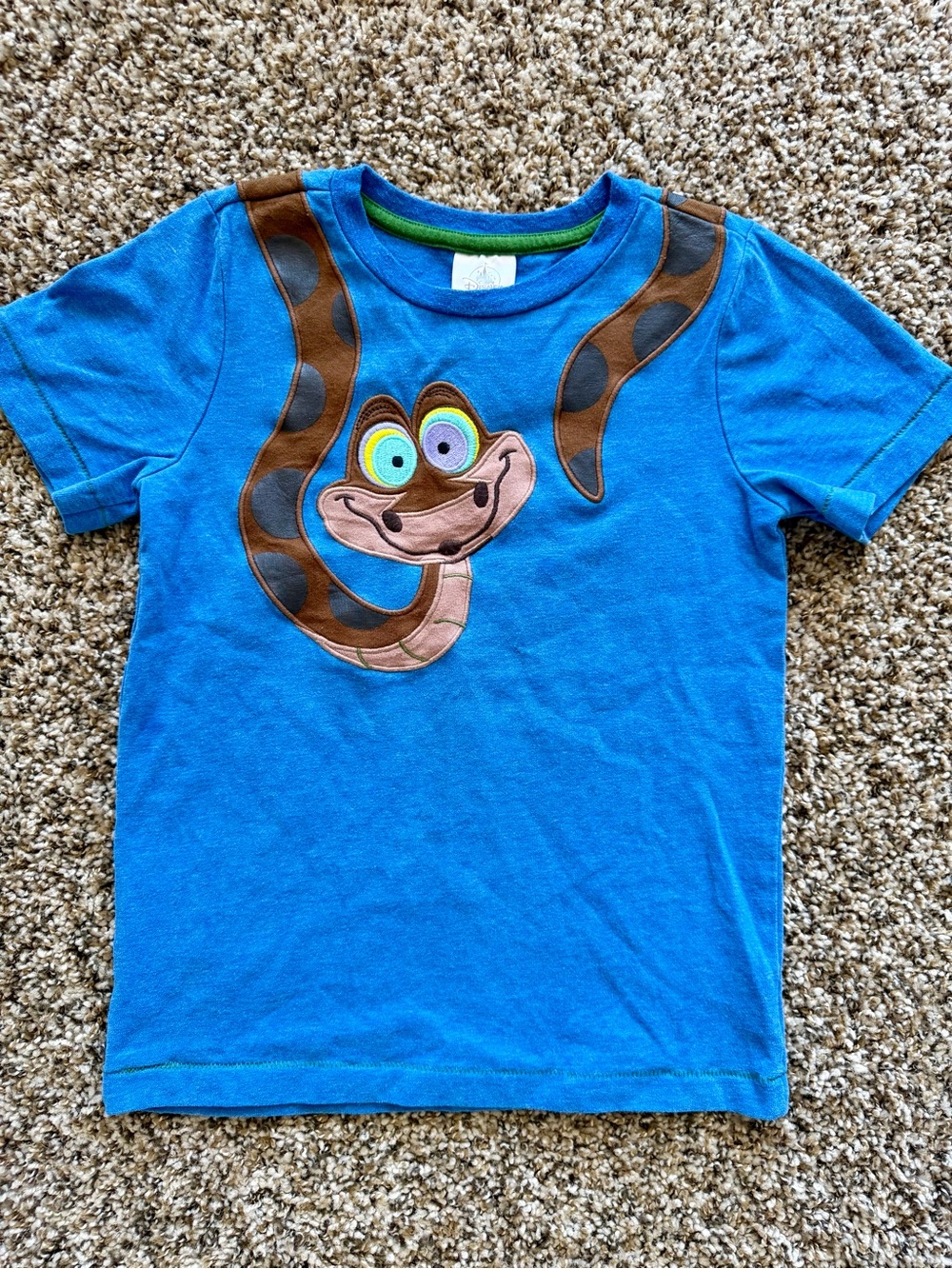 Official Disney Children's Size 5/6 Jungle Book Kaa embroidered T-shirt